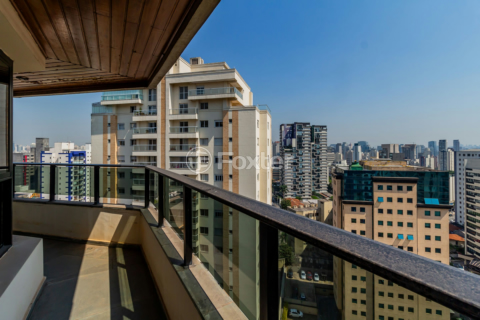 Image 5 - 735008