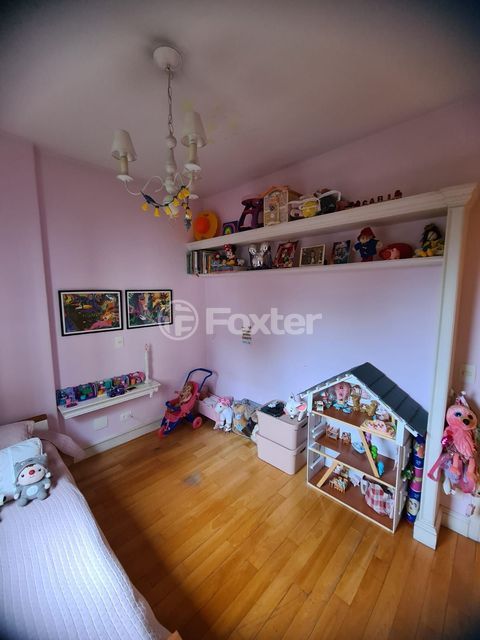 Image 6 - 735082