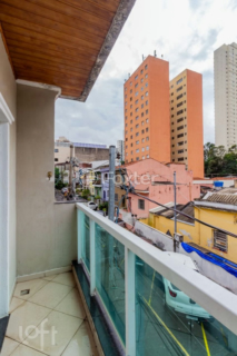 Image 8 - 735317