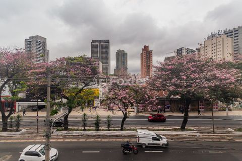 Image 50 - 735377