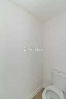 Image 4 - 735995