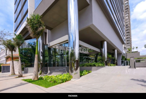 Image 14 - 735996