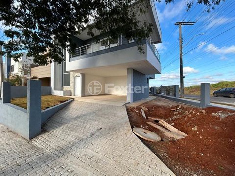 Image 4 - 735997