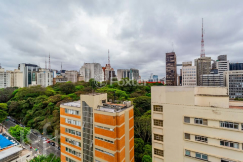 Image 43 - 736617