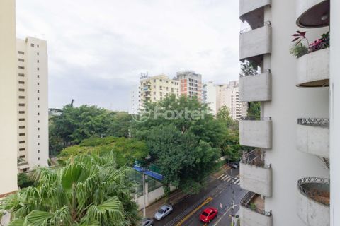 Image 30 - 736740