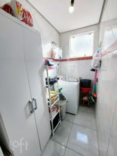 Image 11 - 737311