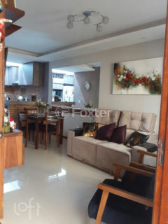 Image 42 - 737312