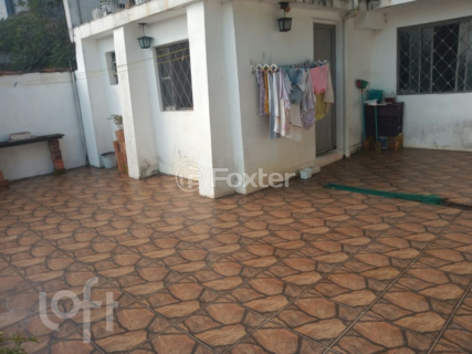 Image 8 - 737341
