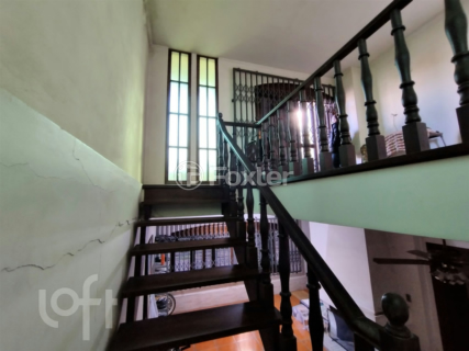 Image 31 - 737368