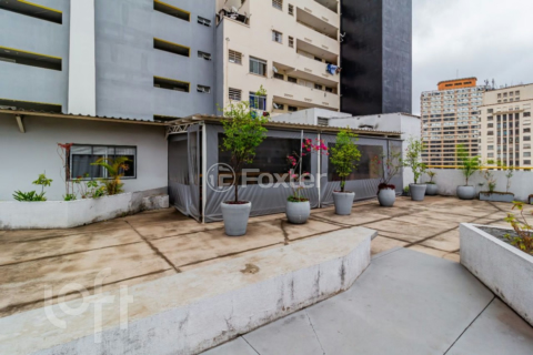 Image 31 - 744320