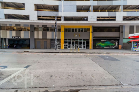 Image 35 - 744320