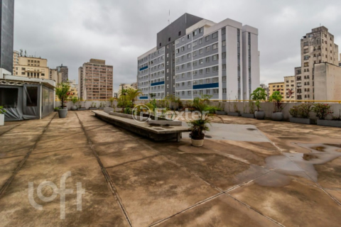 Image 32 - 744320
