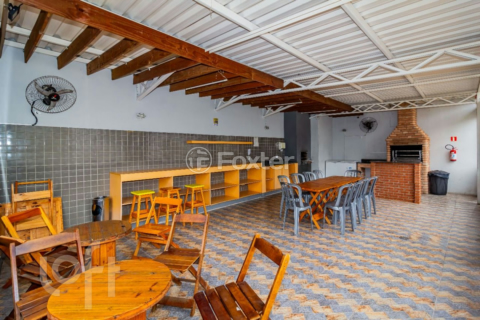 Image 30 - 744320