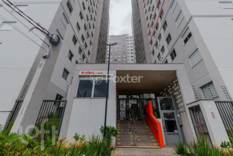 Image 30 - 744327