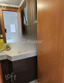 Image 17 - 744713