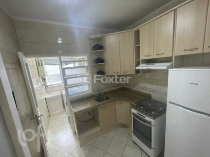 Image 3 - 744715