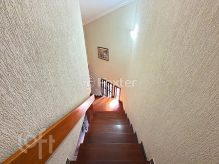 Image 38 - 745417