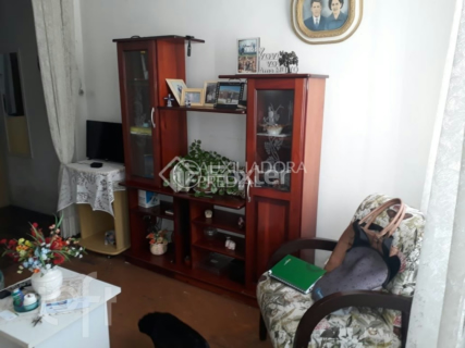 Image 4 - 745423
