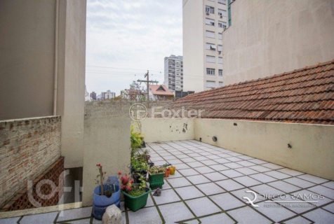 Image 33 - 745432