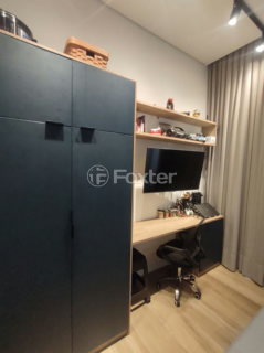 Image 4 - 745695