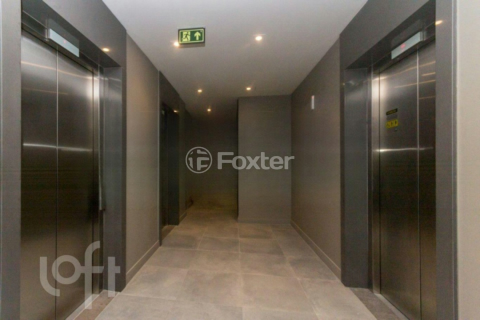 Image 30 - 745714