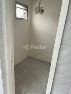 Image 3 - 745831