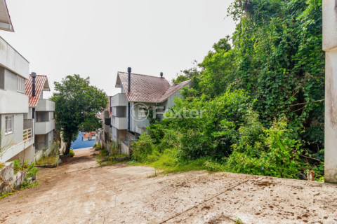 Image 6 - 745961