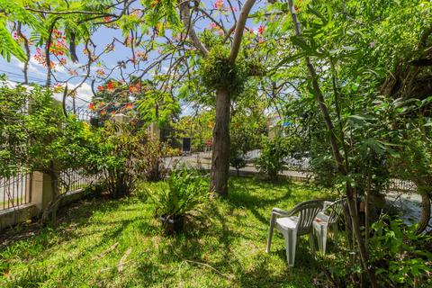 Image 8 - 7461