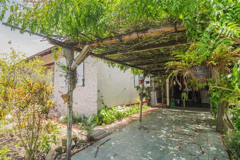 Image 34 - 7461