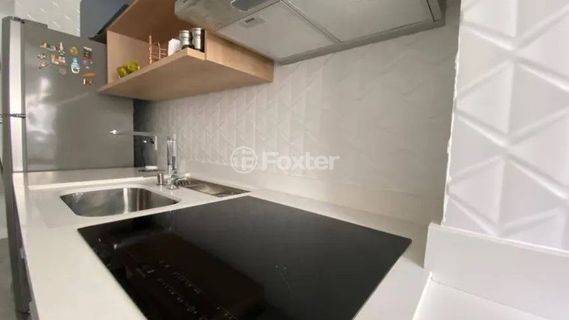 Image 9 - 746603