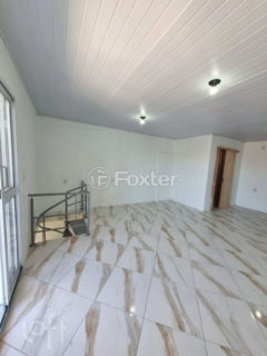 Image 37 - 746686
