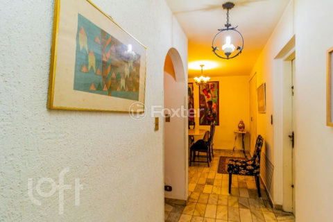Image 35 - 747149
