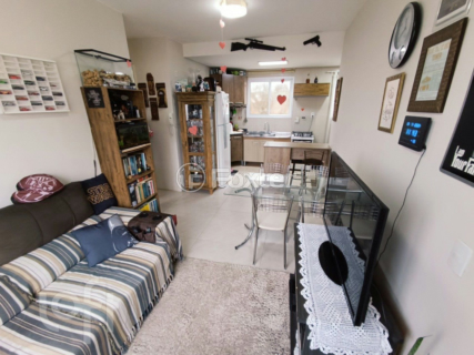 Image 4 - 747310