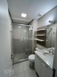 Image 9 - 747632
