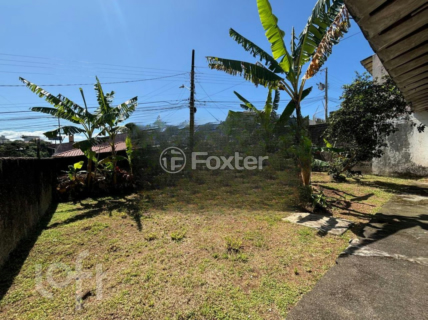 Image 7 - 748380