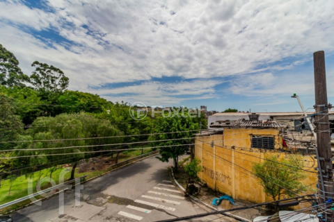 Image 49 - 748456