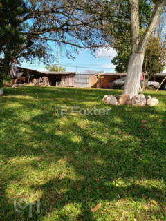 Image 3 - 748648