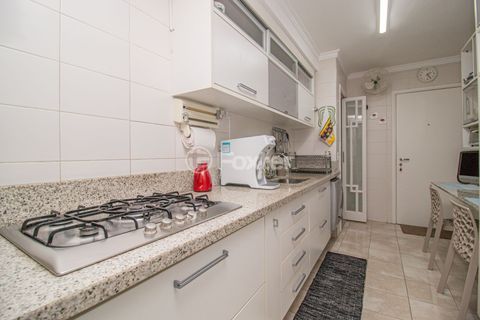 Image 37 - 748866