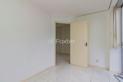 Image 7 - 749153