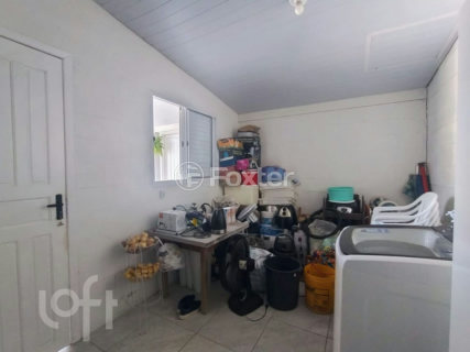Image 7 - 749207