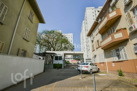Image 20 - 749269