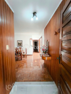 Image 4 - 749386