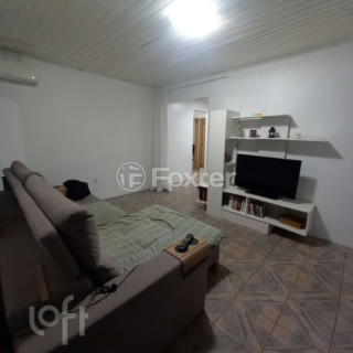Image 30 - 749459