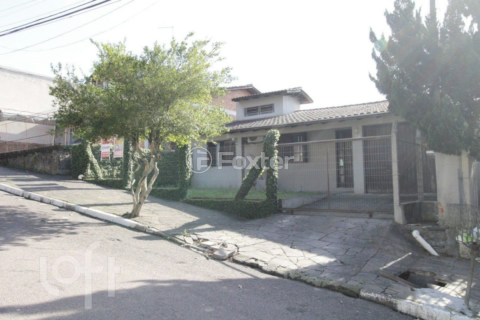 Image 31 - 749459