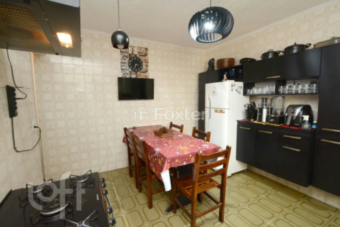 Image 20 - 749519