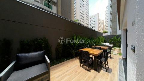 Image 35 - 749854