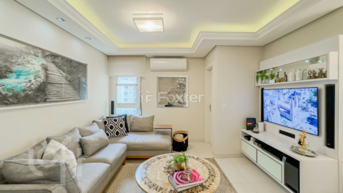 Image 12 - 750316