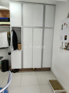 Image 24 - 750830
