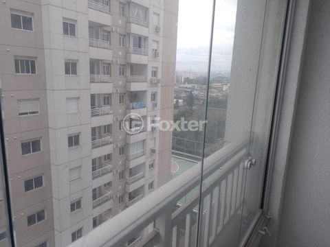 Image 8 - 750902