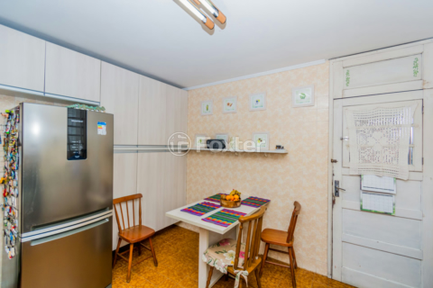 Image 34 - 751767